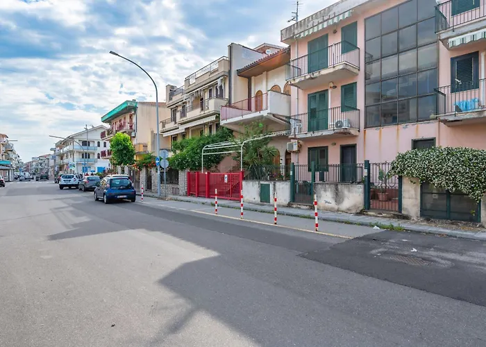 Apartamento Guesthost - Seaside Flat Just Steps From The *
