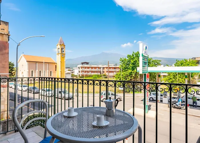 Apartamento Guesthost - Seaside Flat Just Steps From The Mascali